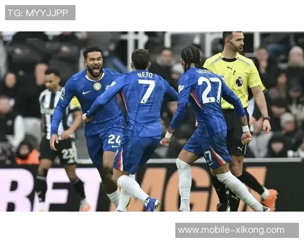 切尔西在英超强队面前表现不佳仅获1胜6分的尴尬战绩 切尔西在英超强队面前表现不佳仅获1胜6分的尴尬战绩